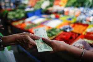 La inflación no da tregua: febrero cerró en 2,9% y el costo de los servicios lidera las subas