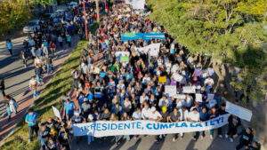 La protesta universitaria en La Rioja reaviva la tensión con el Gobierno nacional por el ajuste educativo