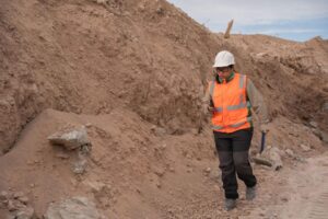 La Rioja impulsa minería sustentable y empleo local con producción de yeso en Los Llanos