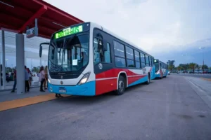 Rioja Bus: boleto congelado hasta agosto y posible aumento en septiembre