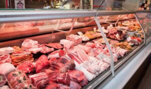 Consumo de carne vacuna cayó a la mitad: más pollo y cerdo