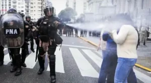 Menem: la marcha universitaria “sólo quería desestabilizar”