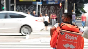 Trabajo en apps crece 30% mientras sube el desempleo